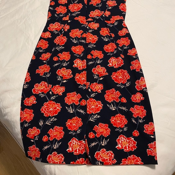 Banana Republic dress, size 4 - Picture 3 of 5